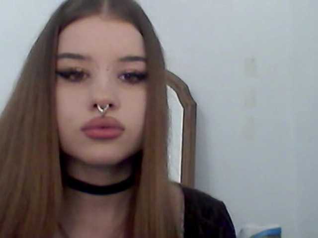 MollyLolly live cam on BongaCams