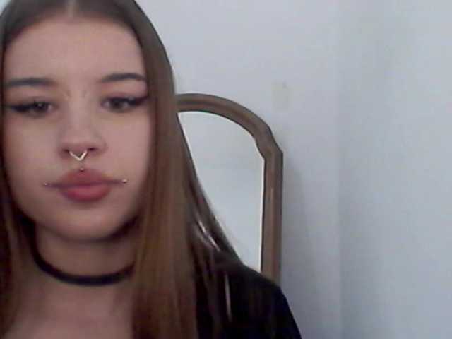 MollyLolly live cam on BongaCams