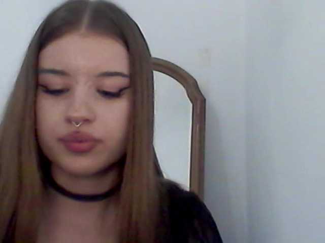 MollyLolly live cam on BongaCams