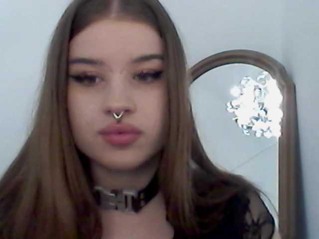 MollyLolly live cam on BongaCams