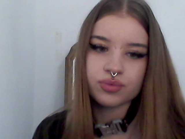 MollyLolly live cam on BongaCams