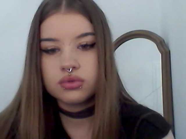 MollyLolly live cam on BongaCams
