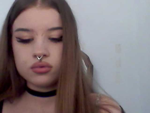 MollyLolly live cam on BongaCams
