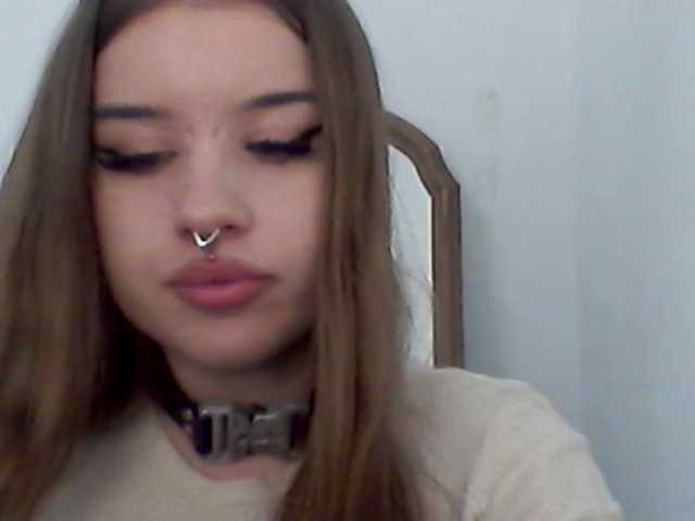 MollyLolly live cam on BongaCams