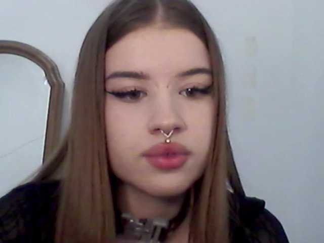 MollyLolly live cam on BongaCams