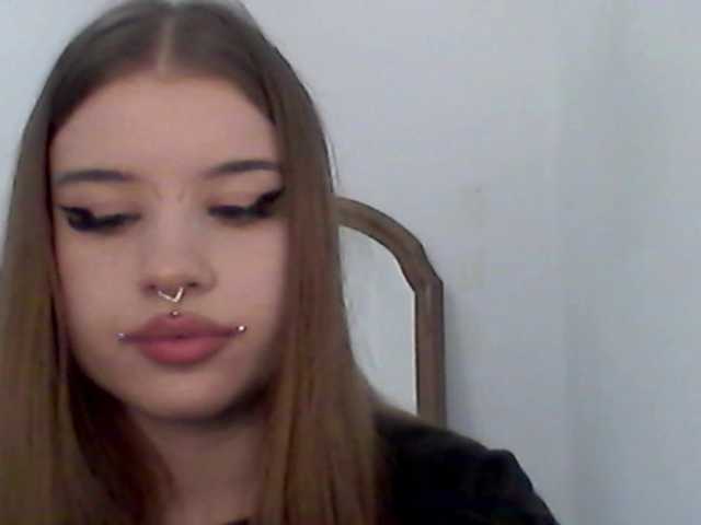 MollyLolly live cam on BongaCams