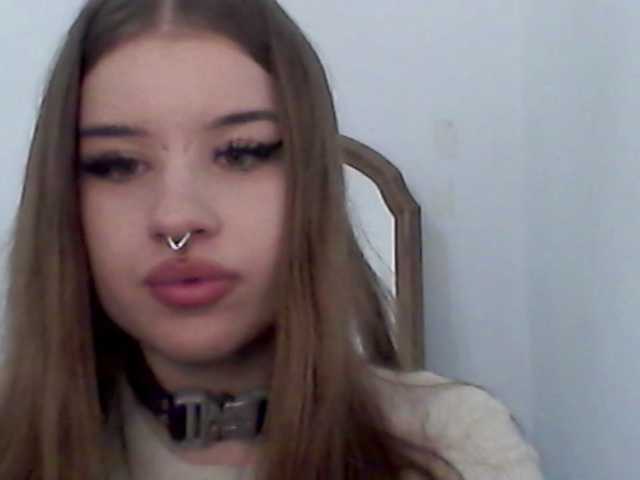 MollyLolly live cam on BongaCams
