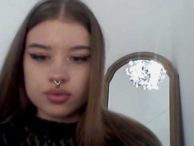 MollyLolly live cam on BongaCams