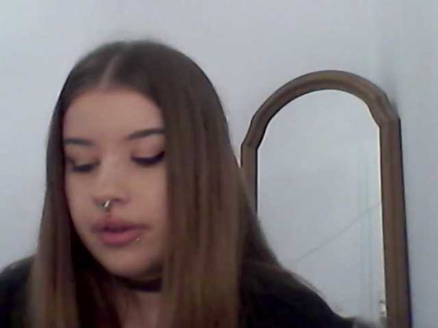 MollyLolly live cam on BongaCams