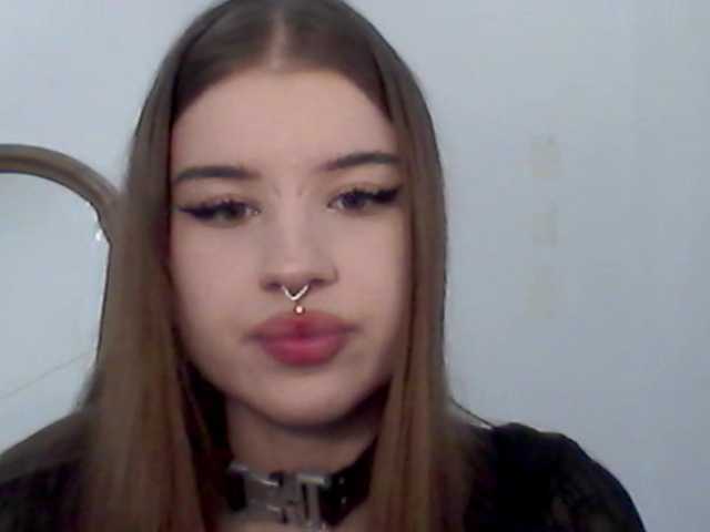 MollyLolly live cam on BongaCams