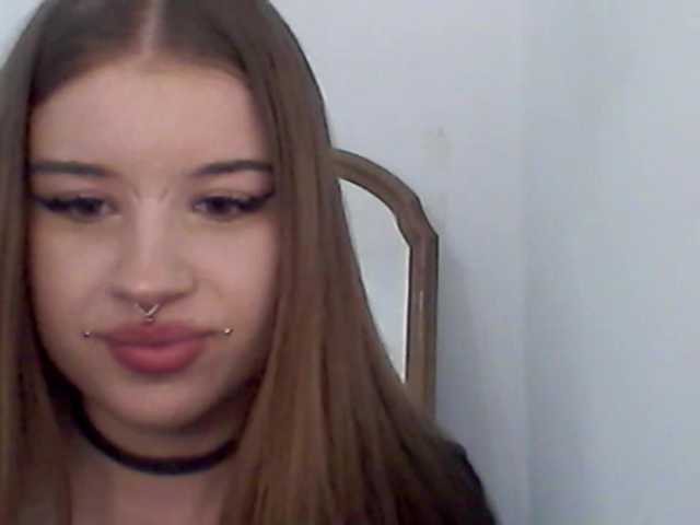 MollyLolly live cam on BongaCams
