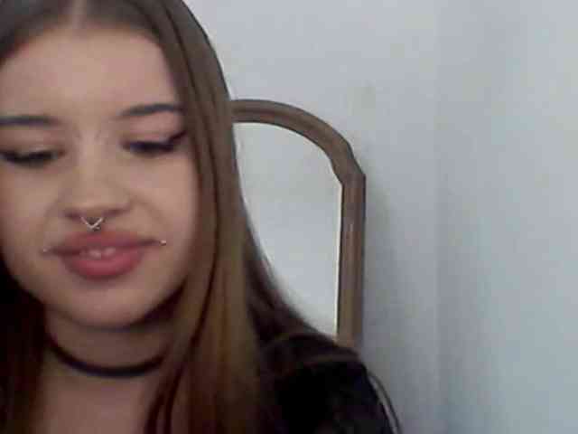 MollyLolly webcam