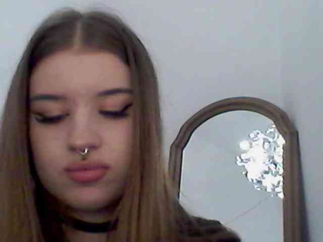 MollyLolly webcam