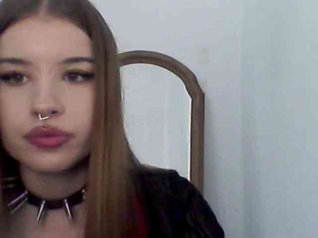 MollyLolly webcam