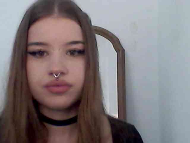MollyLolly webcam