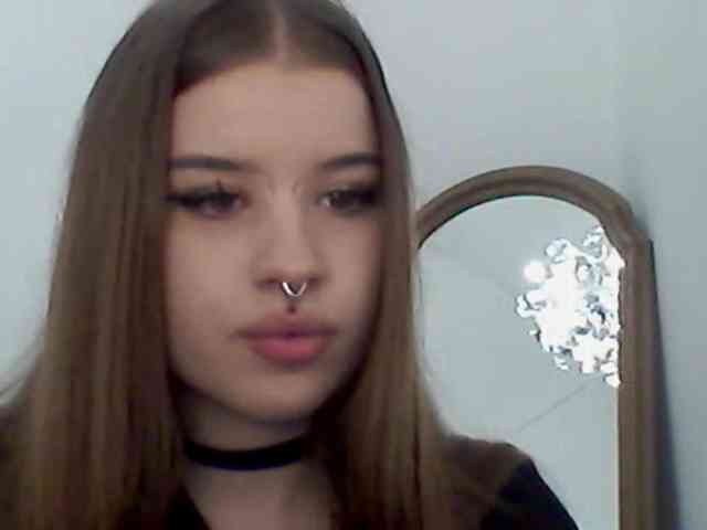 MollyLolly webcam