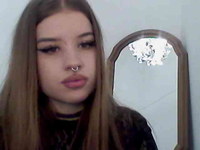 MollyLolly webcam