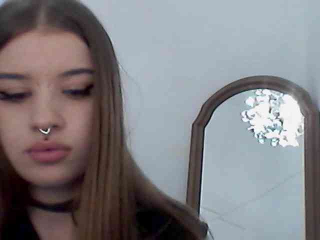 MollyLolly webcam