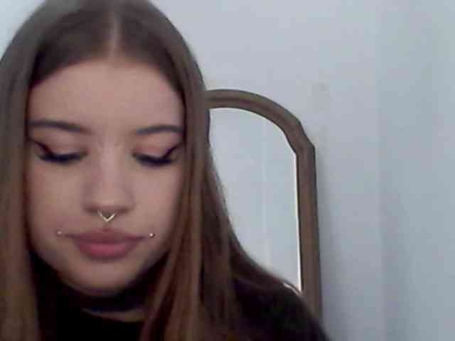 MollyLolly webcam