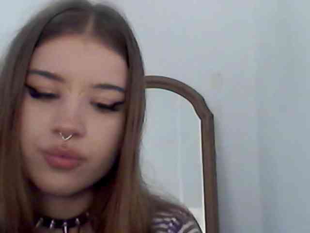 MollyLolly webcam