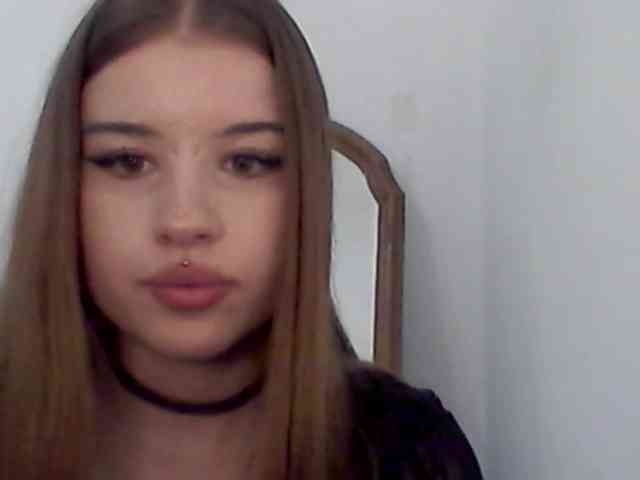 MollyLolly webcam