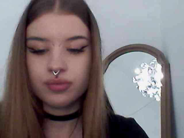 MollyLolly webcam