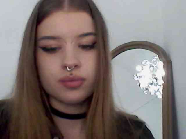 MollyLolly webcam