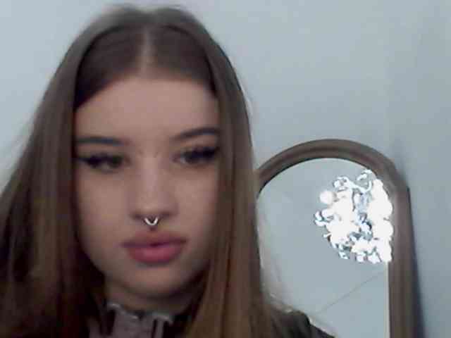 MollyLolly webcam