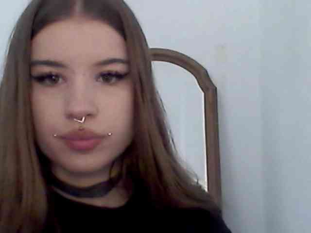 MollyLolly webcam