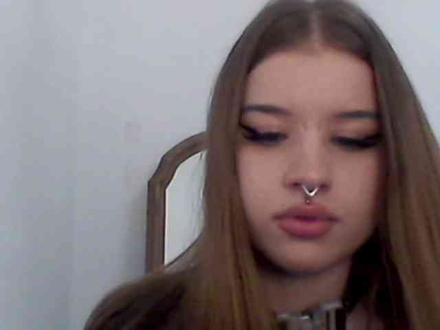 MollyLolly webcam