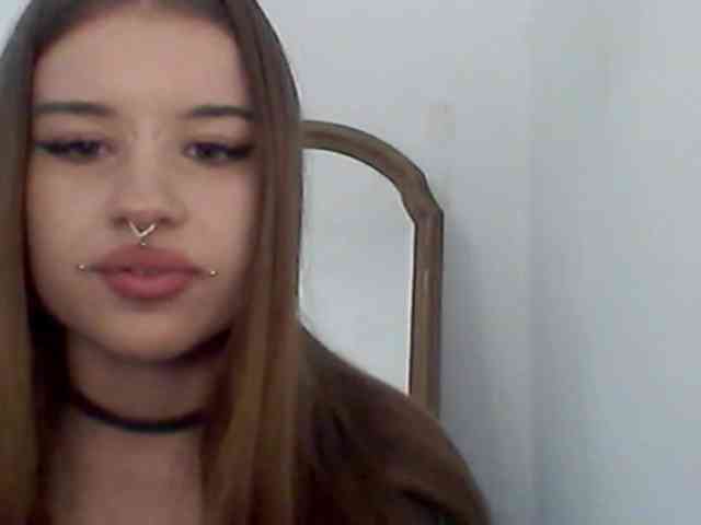MollyLolly webcam