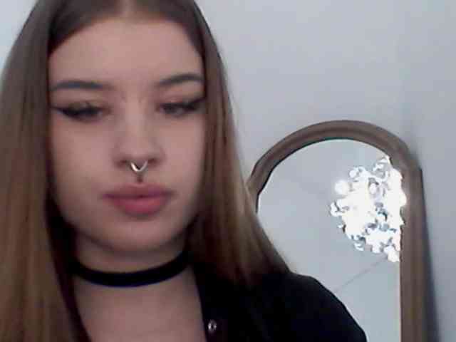 MollyLolly webcam