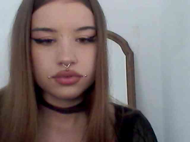 MollyLolly webcam