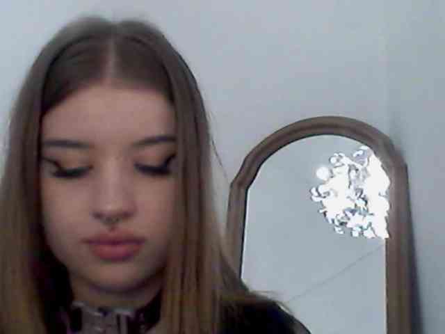 MollyLolly webcam