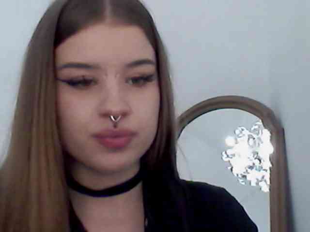 MollyLolly webcam