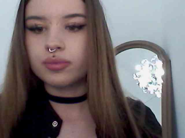 MollyLolly webcam