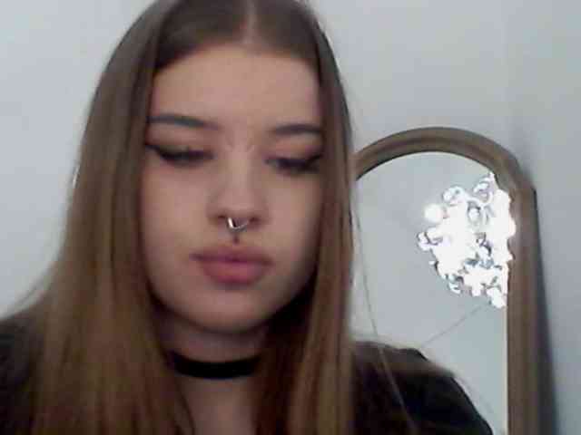 MollyLolly webcam
