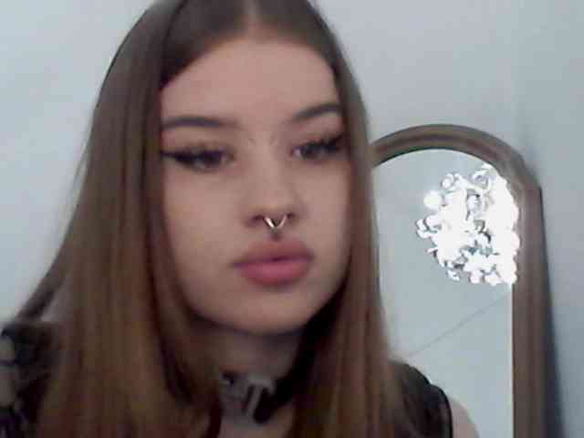 MollyLolly webcam