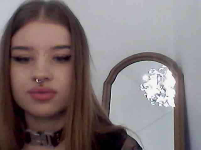 MollyLolly webcam