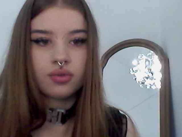MollyLolly webcam