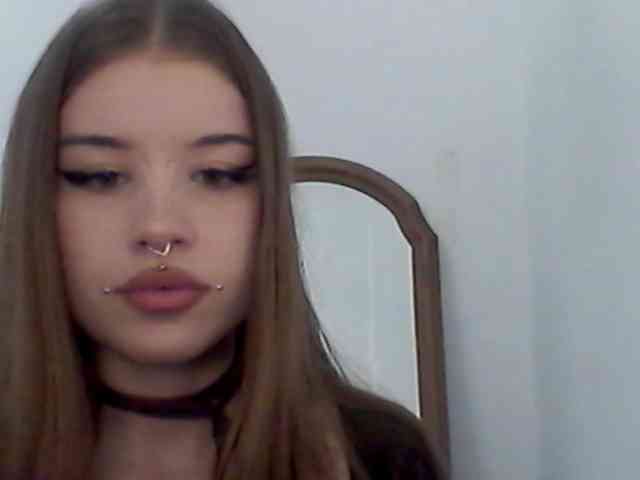 MollyLolly webcam