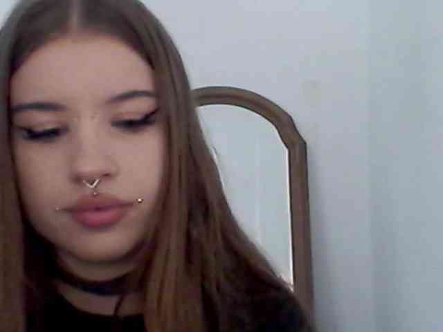MollyLolly webcam