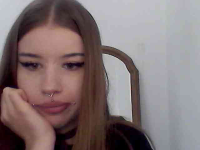 MollyLolly webcam