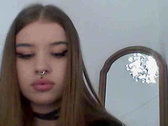 MollyLolly webcam