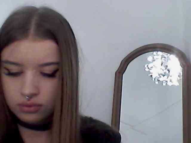 MollyLolly webcam