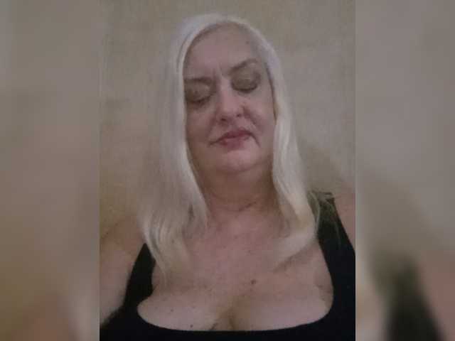 Laima18 live cam on BongaCams