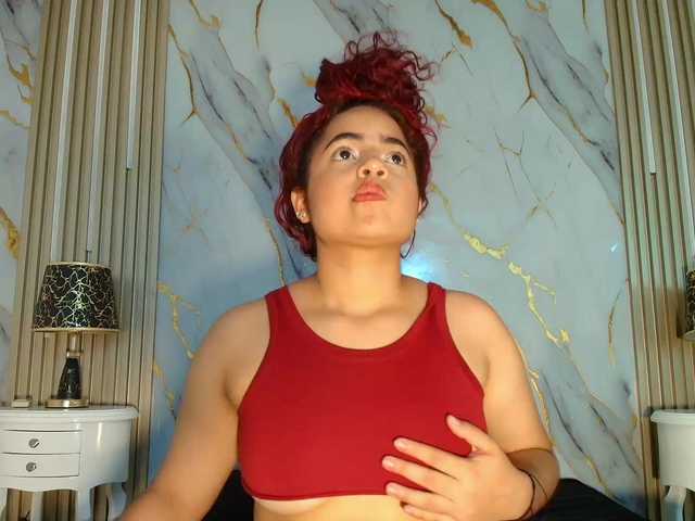 EvangelyneWinter live cam on BongaCams