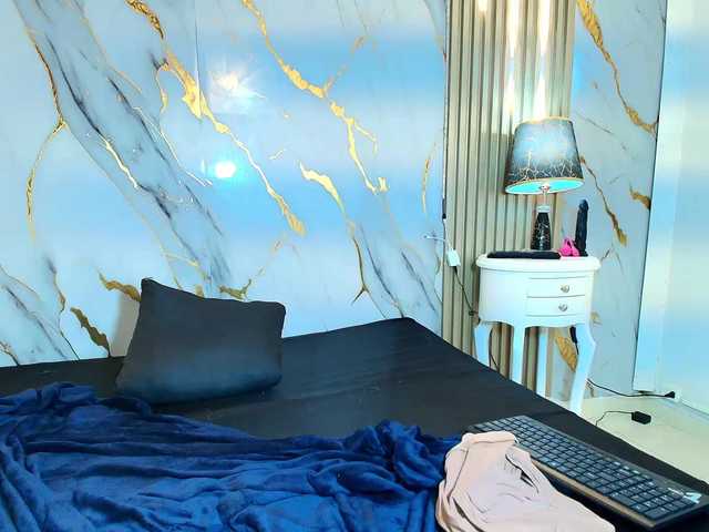 EvangelyneWinter live cam on BongaCams