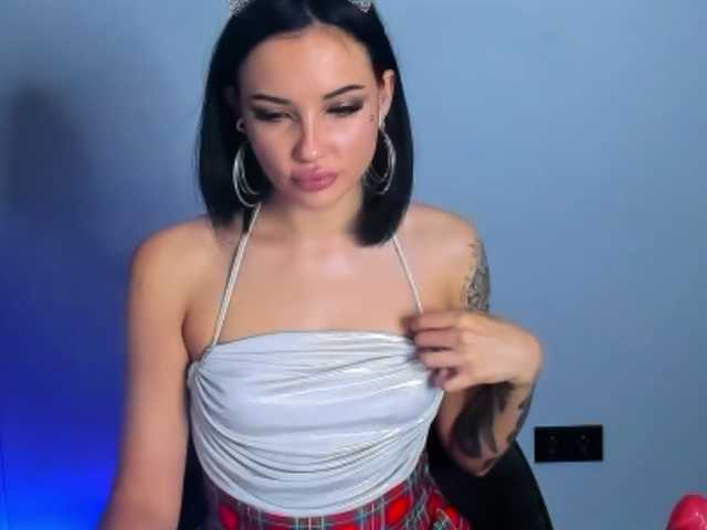 KISAKOT23AMG live cam on BongaCams