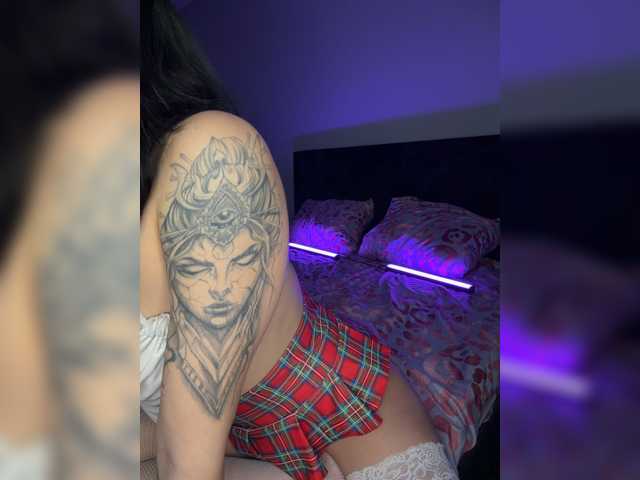KISAKOT23AMG live cam on BongaCams